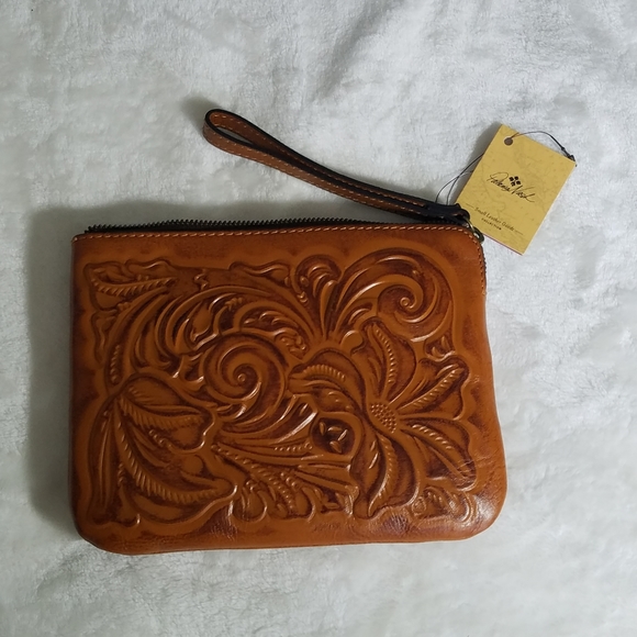 Patricia Nash Handbags - Patricia Nash Cassini Tooled Leather Wristlet